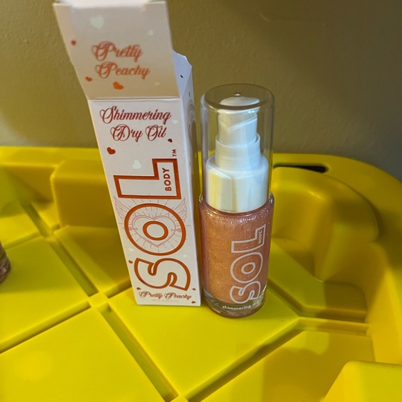 colour pop body oil - Picture 1 of 1